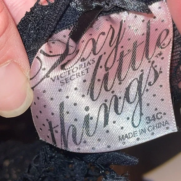 🖤 08 Vintage Victoria's Secret Sexy Little Things Nightie